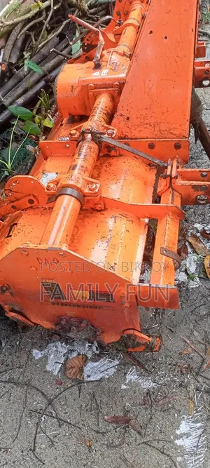 Mahindra 575