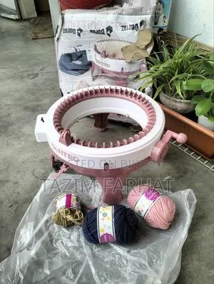Sentro Knitting Machine