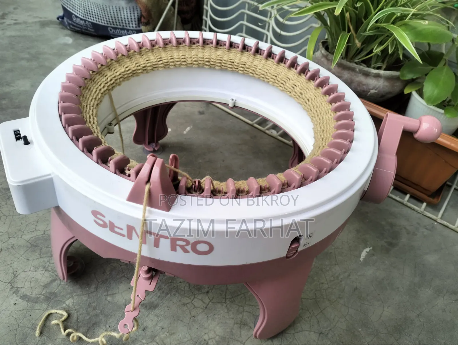 Sentro Knitting Machine
