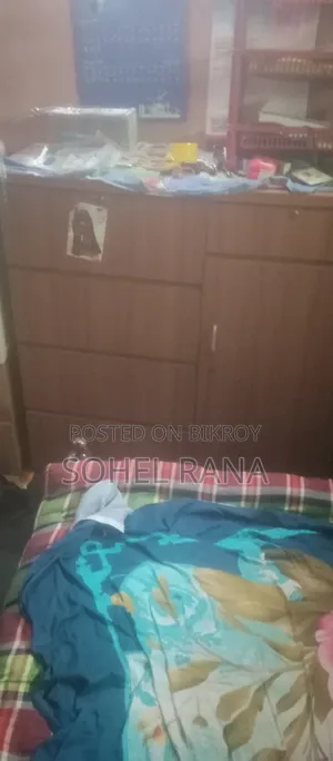 A good quality Partex wardrobe, selling because I need money