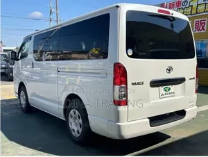 Toyota HiAce 2021 Pearl