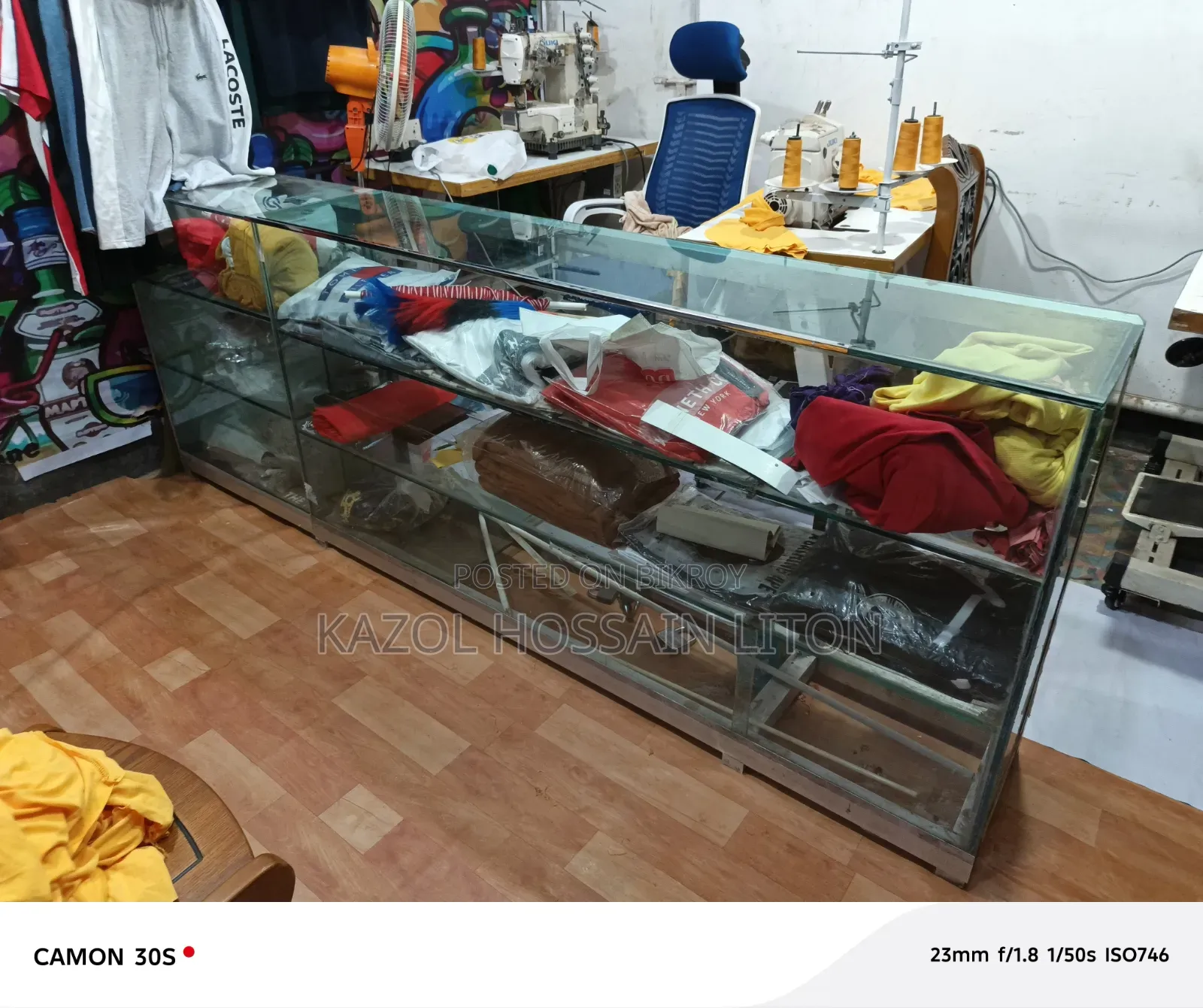 4-Tier Glass Table 8 Feet Long
