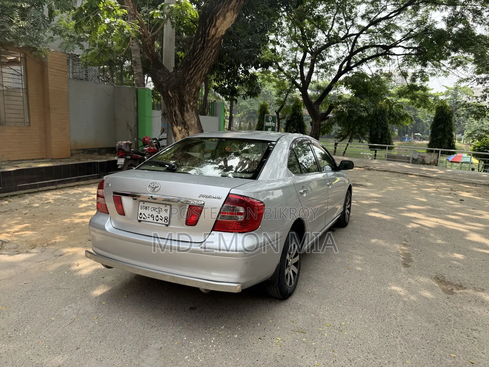 Toyota Premio 2005 Silver