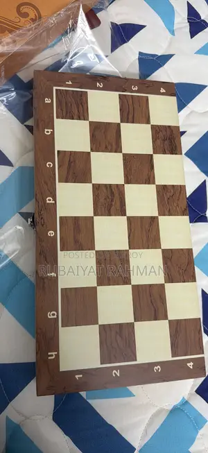 Chess Set- Magnetic Foldable Solid Wood Chess Board - 34x34 Cm