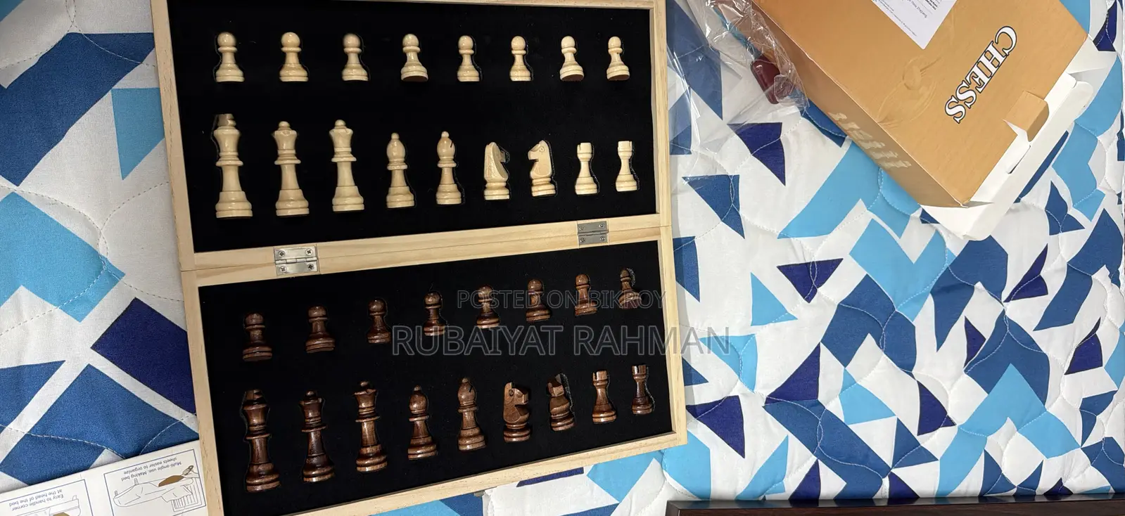 Chess Set- Magnetic Foldable Solid Wood Chess Board - 34x34 Cm