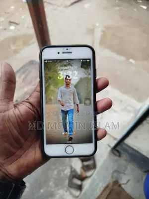Apple iPhone 8 64 GB White