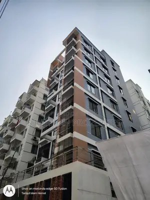 3bdrm Apartment in Bashundhara City for Sale