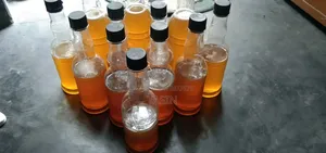 শত ভাগ খাটি মধু!