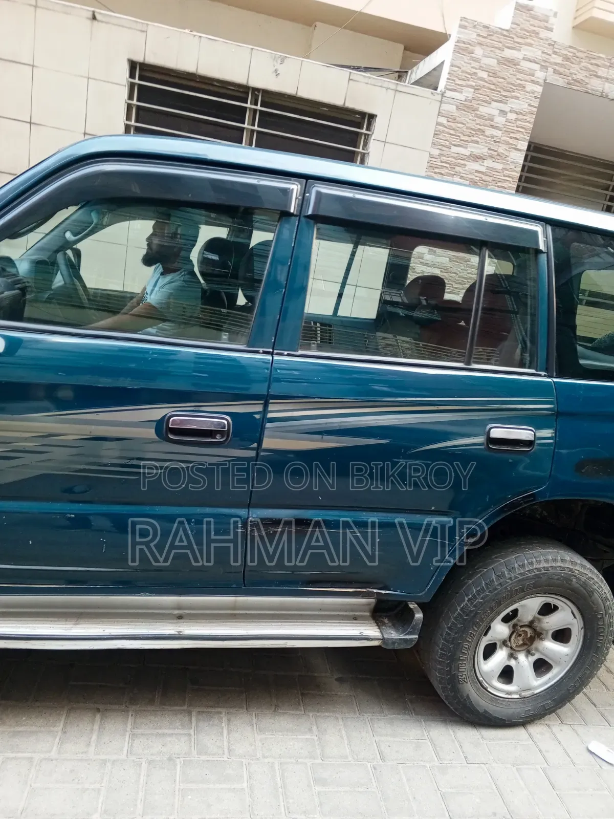 Toyota Land Cruiser Prado 2.7 16V 5dr 2000 Blue