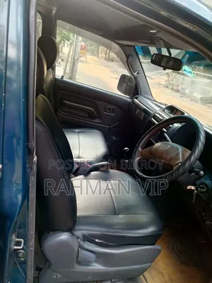 Toyota Land Cruiser Prado 2.7 16V 5dr 2000 Blue