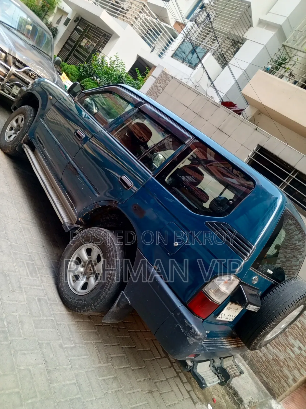 Toyota Land Cruiser Prado 2.7 16V 5dr 2000 Blue