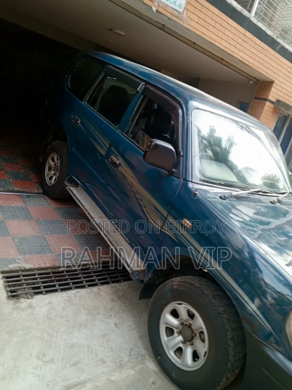 Toyota Land Cruiser Prado 2.7 16V 5dr 2000 Blue