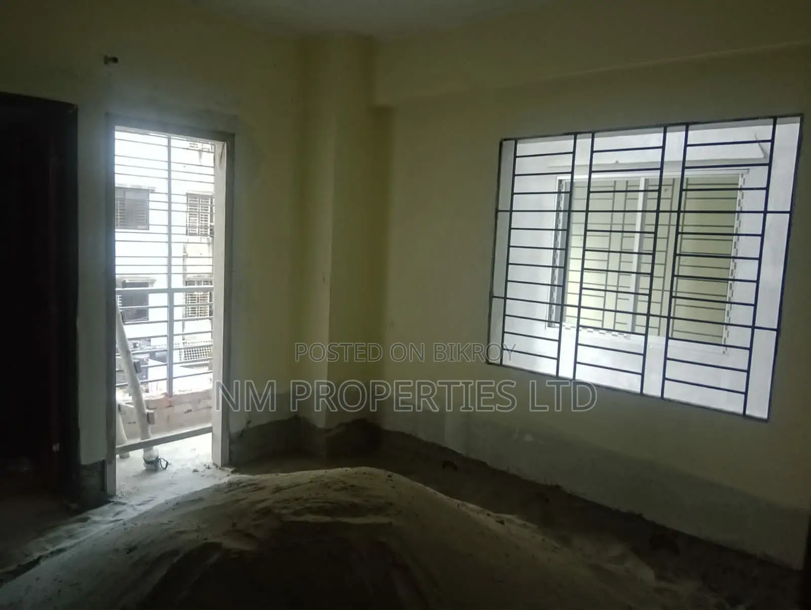 Furnished 3bdrm Apartment in Mirpur for Sale