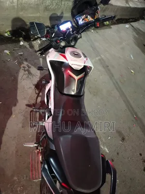 Hero Thriller 160R 4V 2024 White