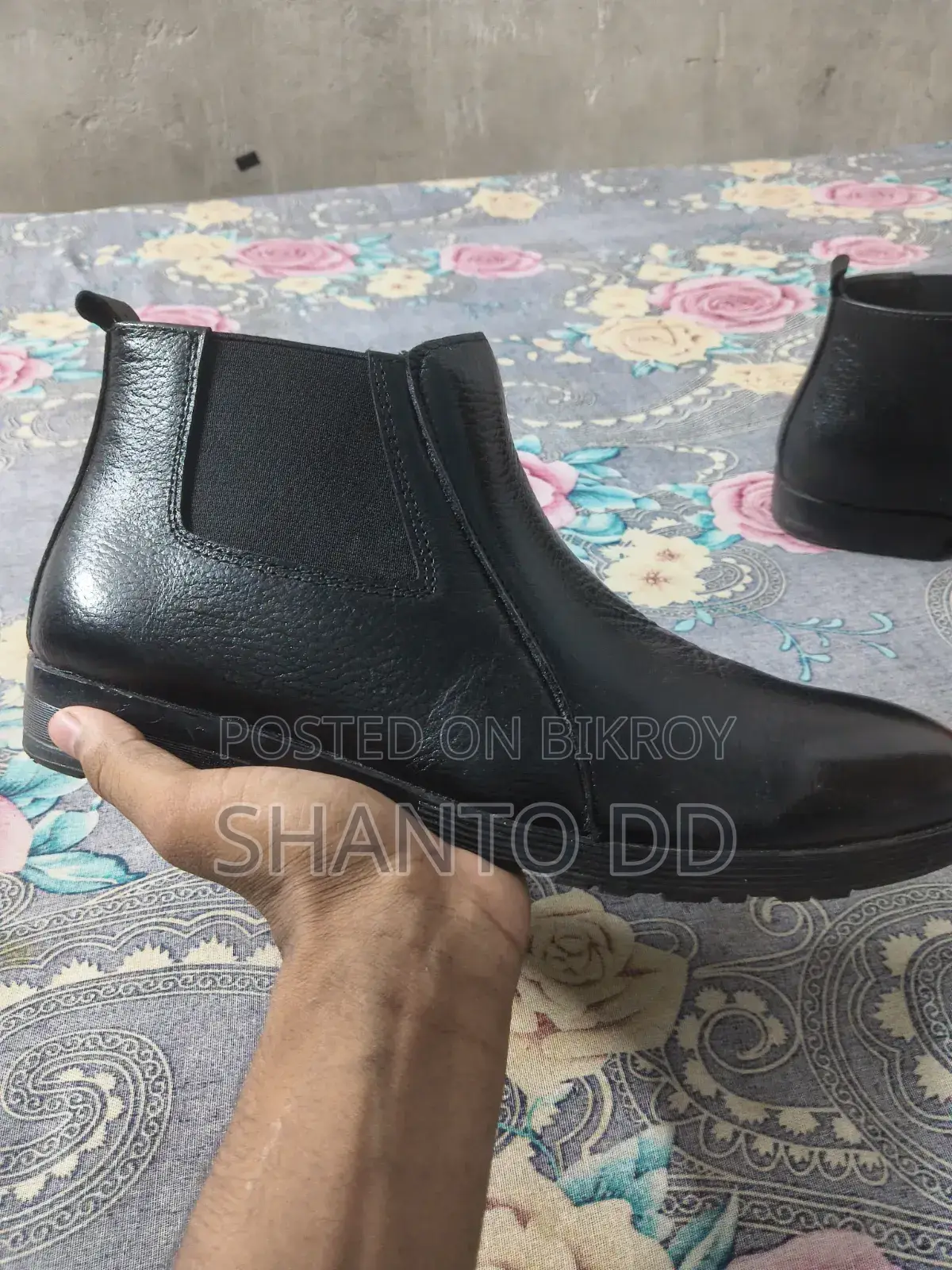 Black Chelsea Boots