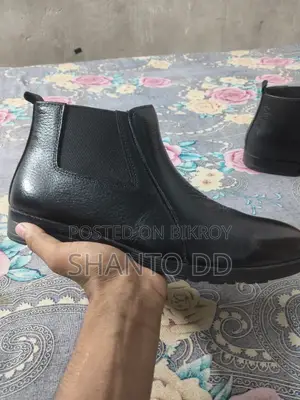 Black Chelsea Boots