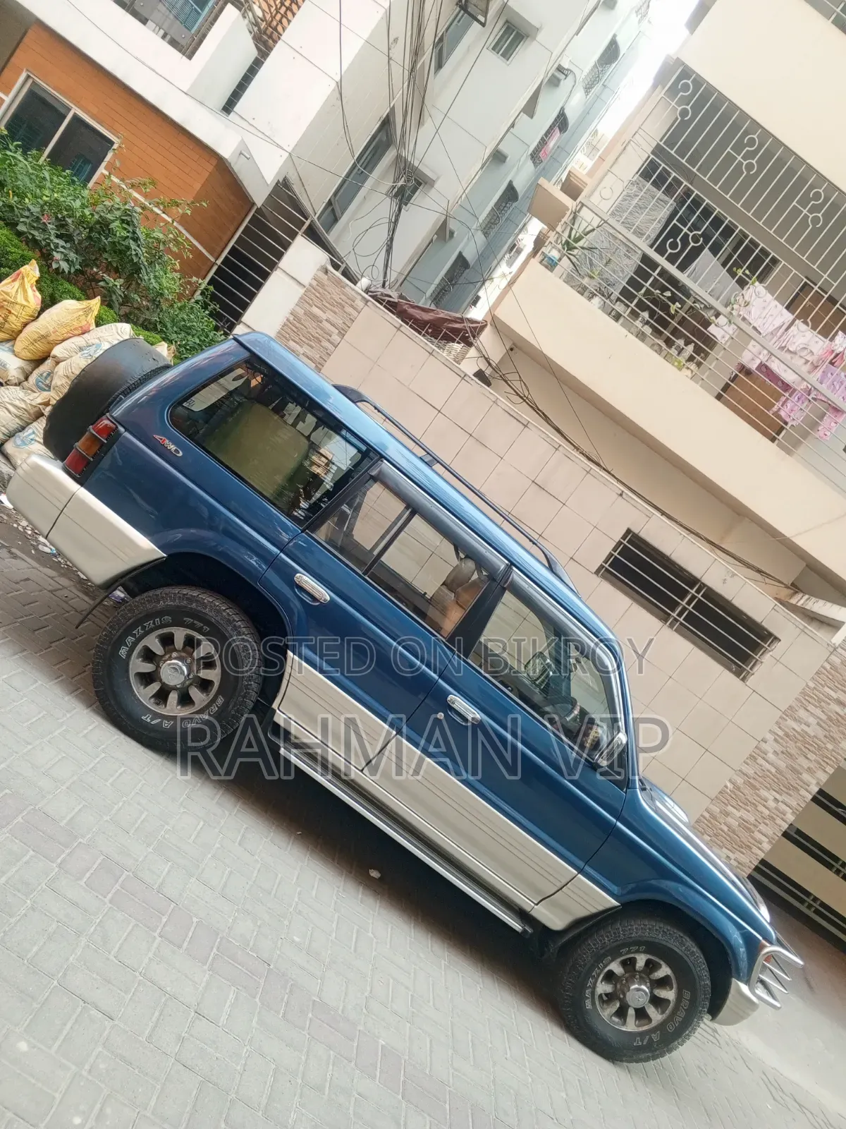 Mitsubishi Pajero 1993 Blue