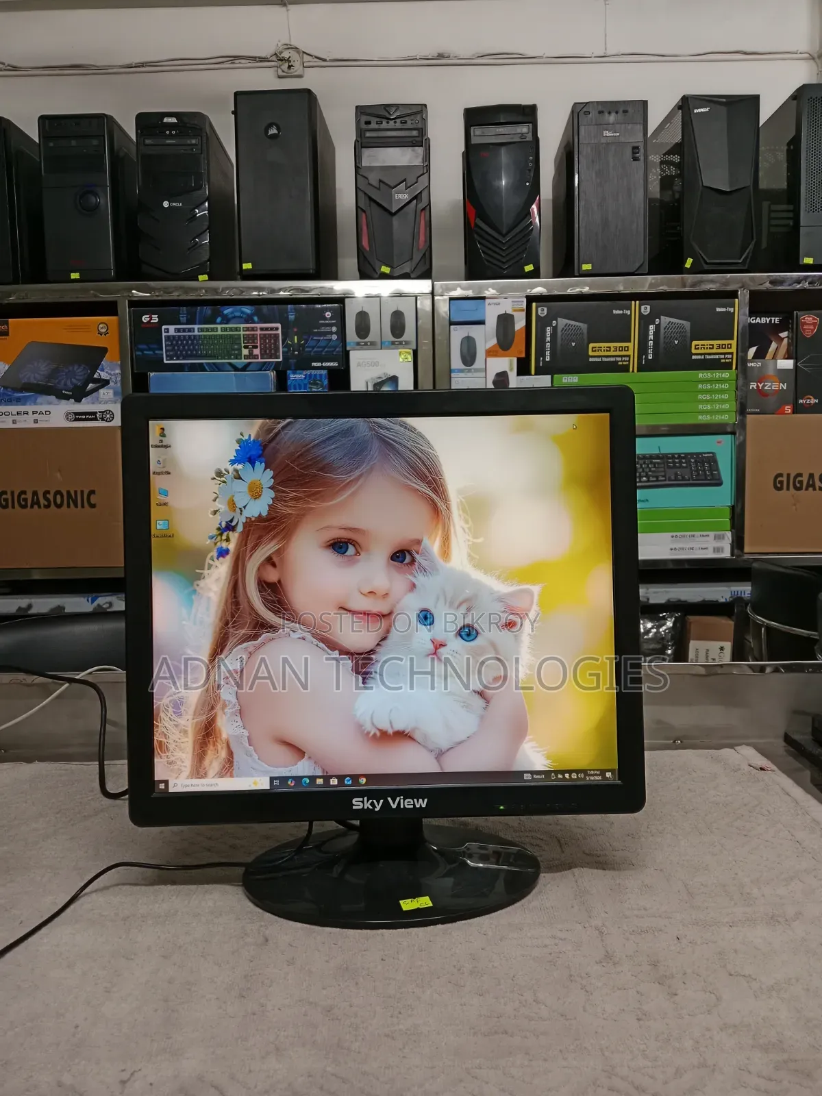 Sky View 17′′ Square HD LED Monitor | Budget-Friendly & Reliable