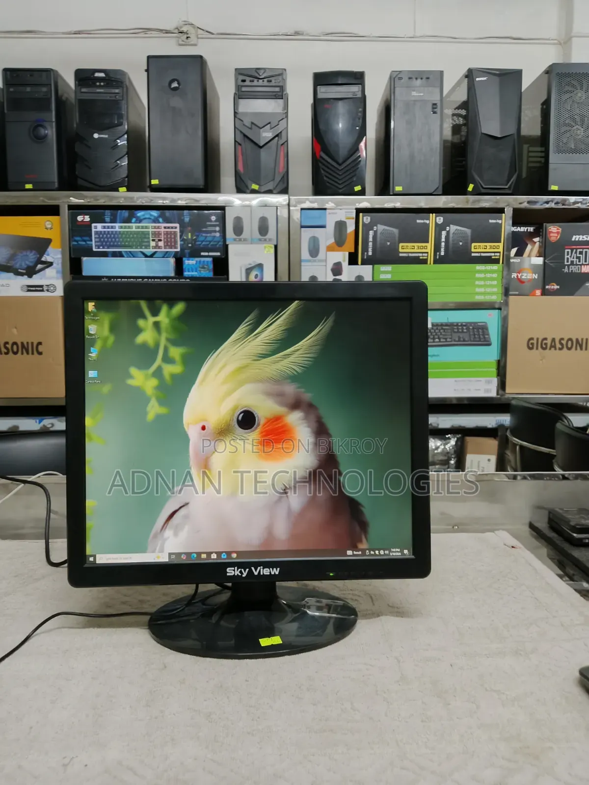 Sky View 17′′ Square HD LED Monitor | Budget-Friendly & Reliable