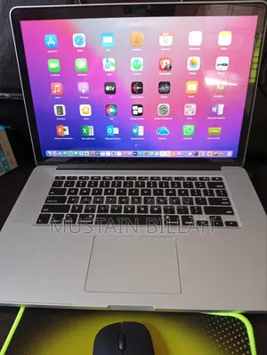 Laptop Apple MacBook Pro 2015 16GB Intel Core I7 HDD+SSD 512GB
