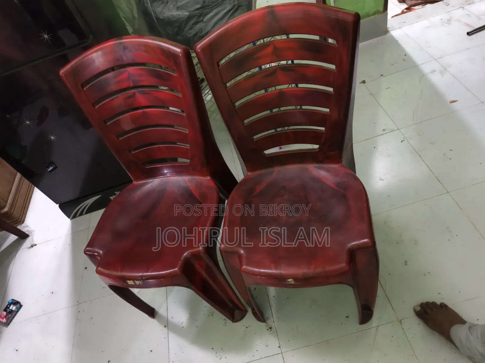 Dressing Table + Dining Table + 5 Chairs RFL