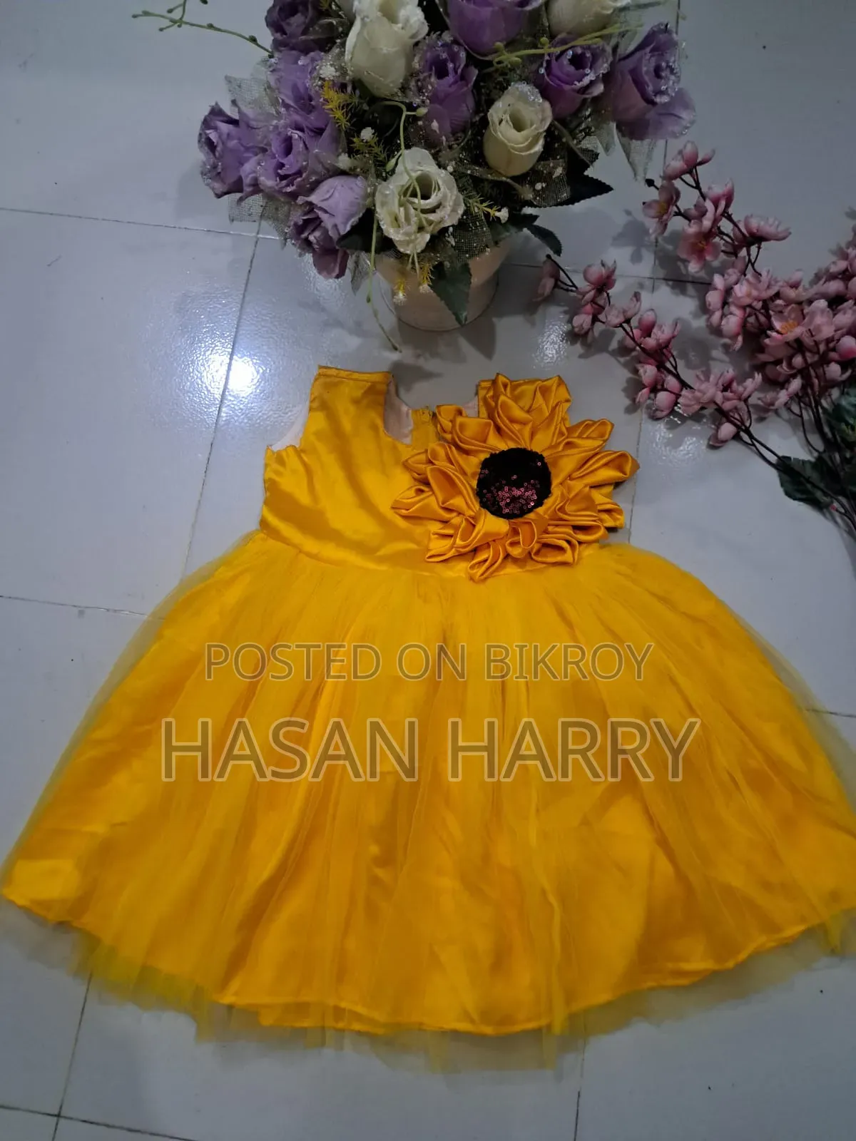 Beautiful kids' clothes for sale