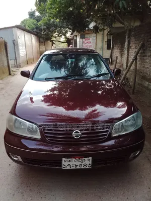 Nissan Sunny 2005 Red