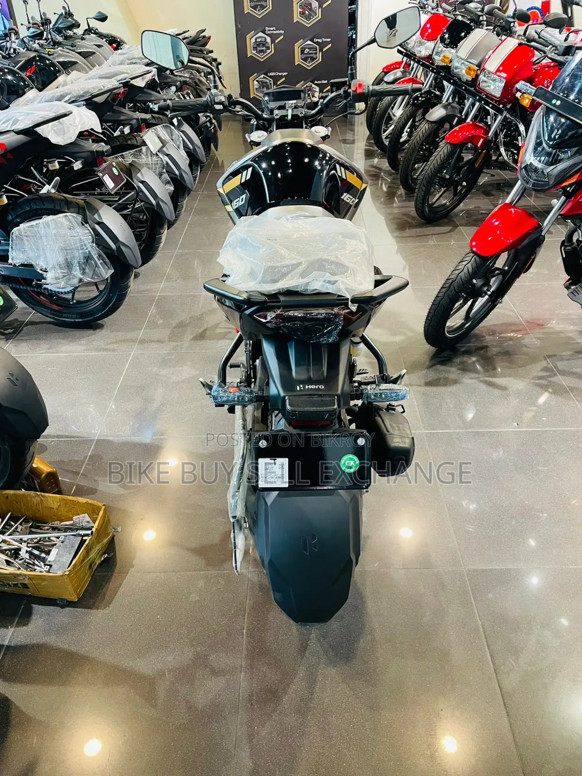 New Hero Xtreme 160R 4V 2026 Black