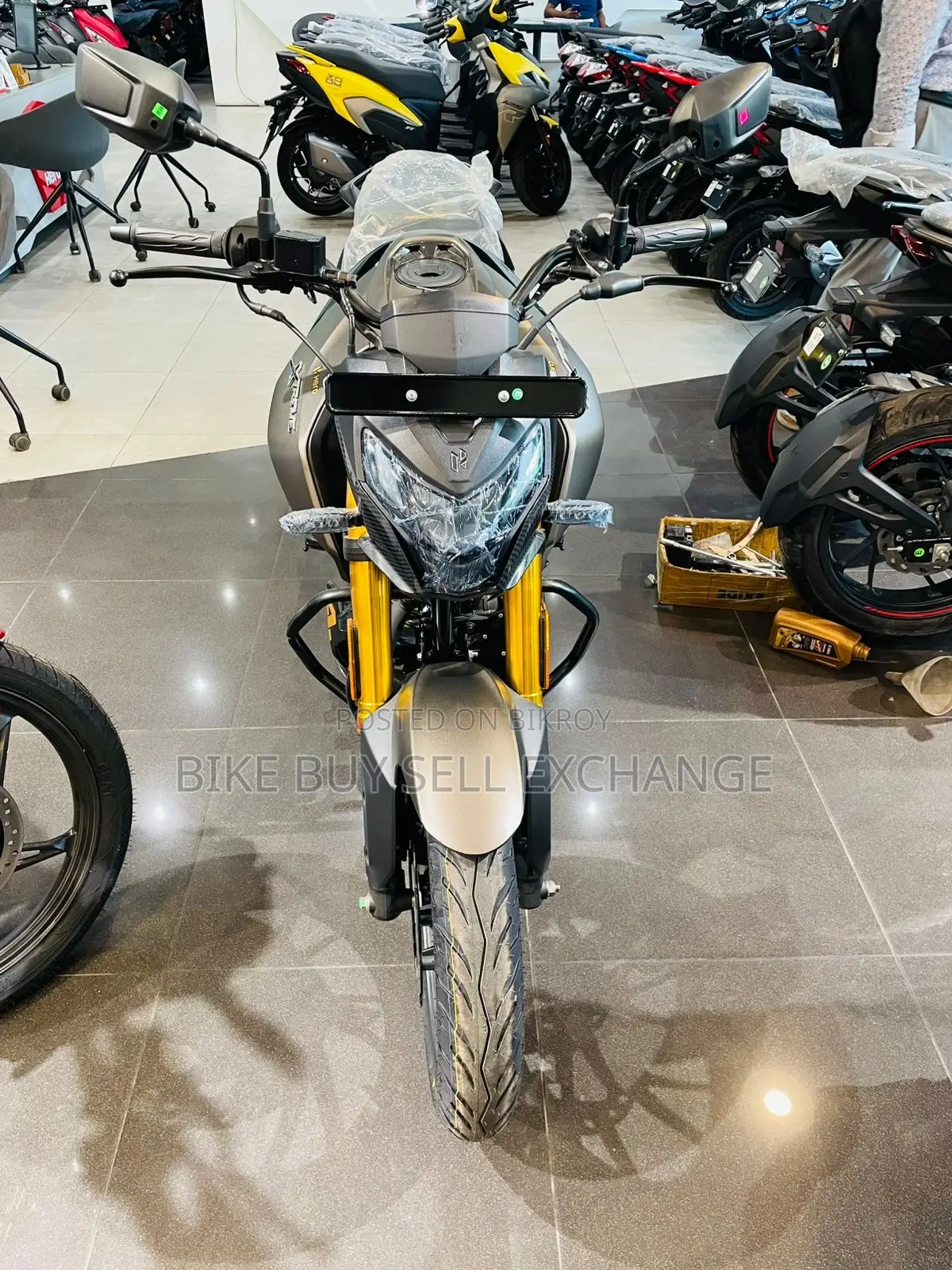 New Hero Xtreme 160R 4V 2026 Black