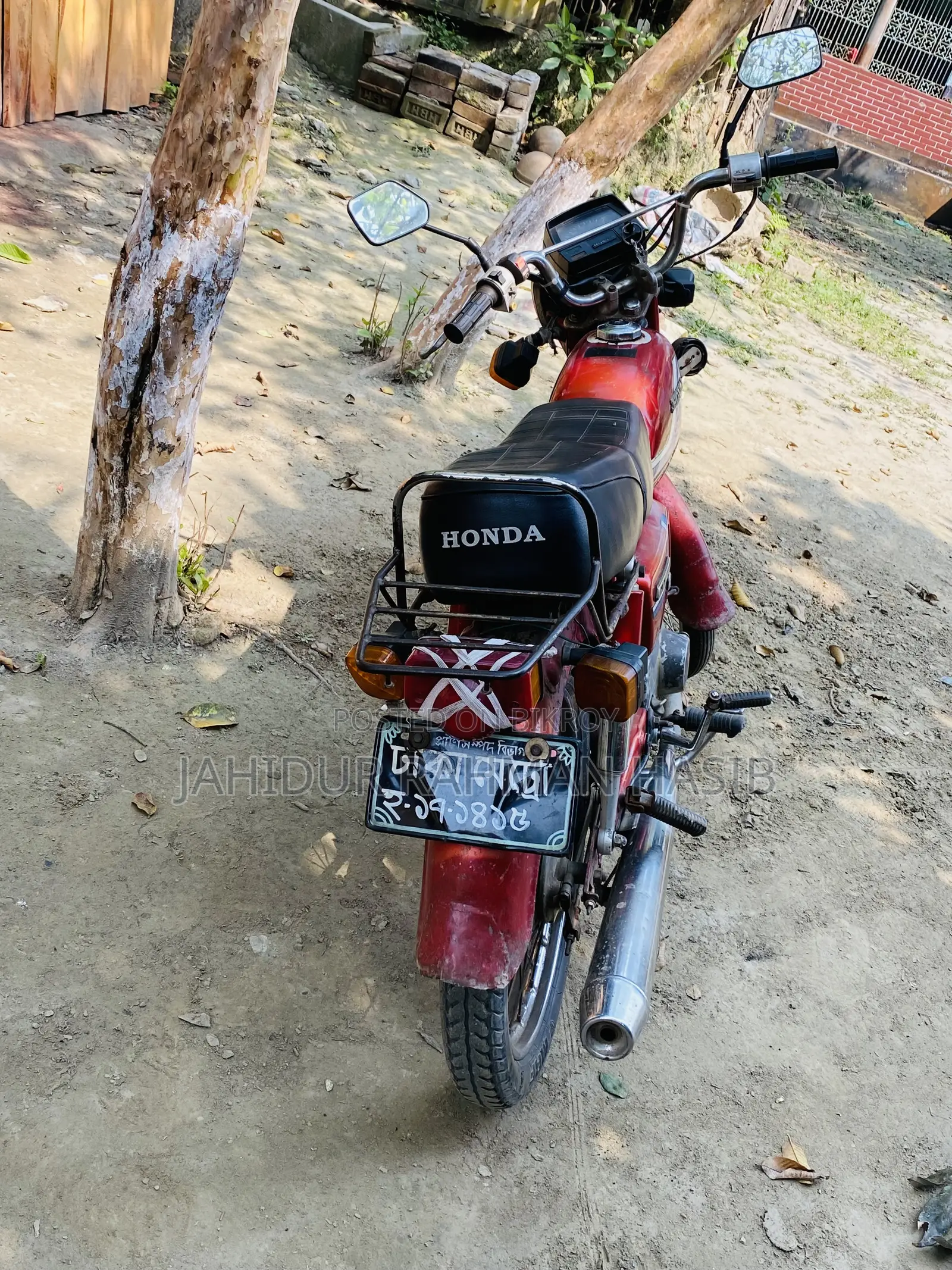 Honda 2000 Red