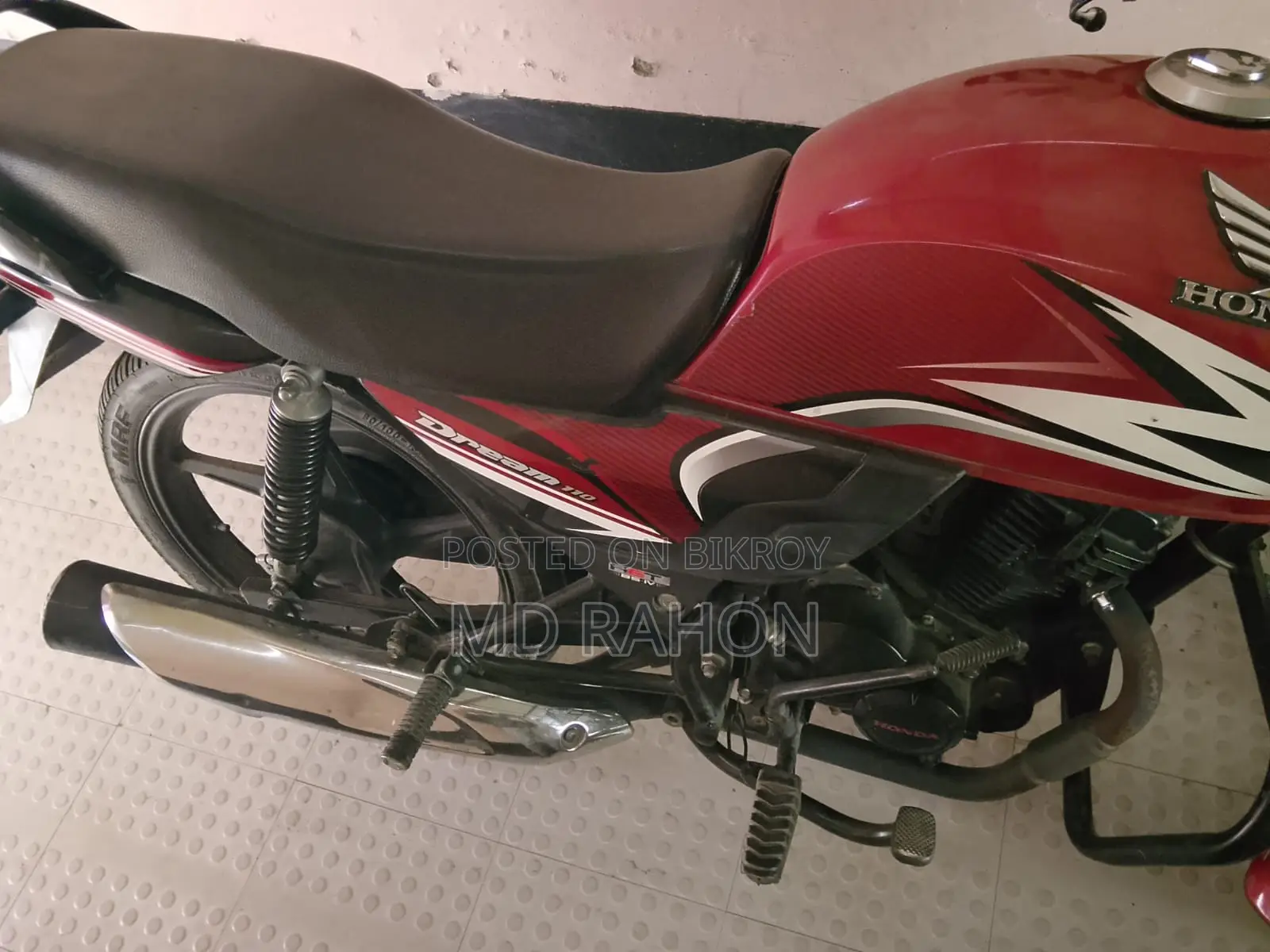 Honda 2022 Red