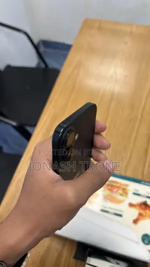 Apple iPhone 16 128 GB Black