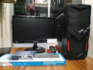 Desktop Computer Gigabyte GB-BSi5T-6200 8GB Intel Core I5 HDD 1T