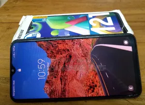 Samsung Galaxy M21 128 GB Blue