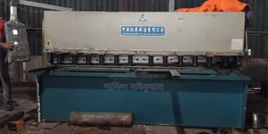Hydraulic Cutting (Shearing) Machine