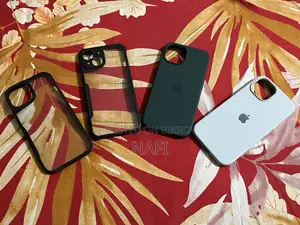 iPhone 13/14/15 ব্যাক কভার (৪টি)