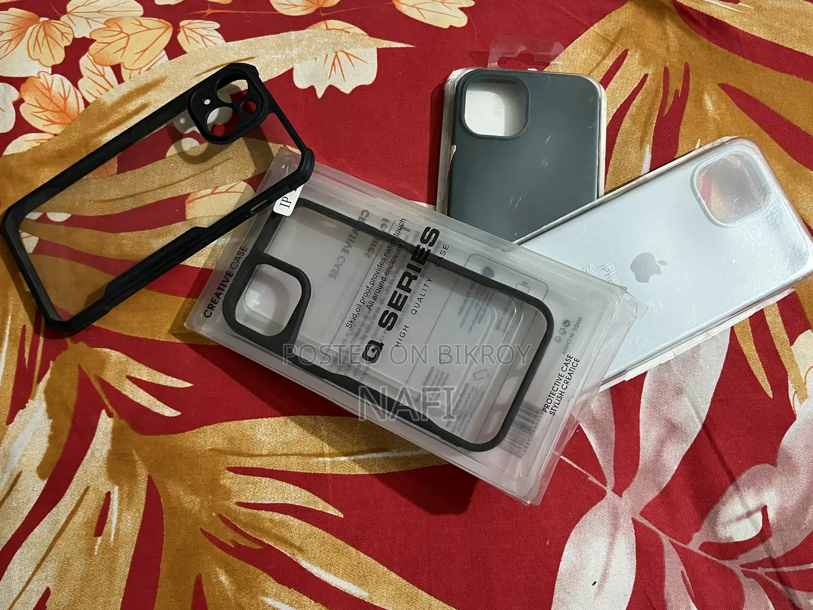 iPhone 13/14/15 ব্যাক কভার (৪টি)