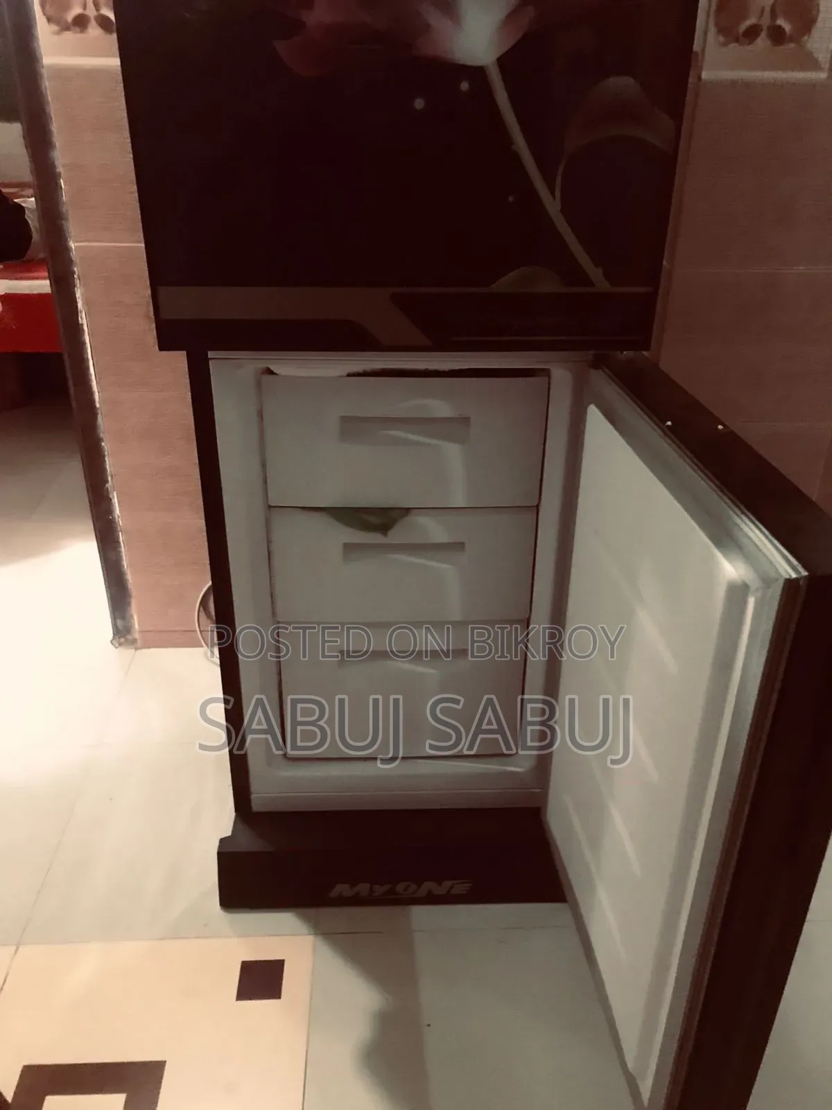 চাঁদপুর সদর ষোলঘর পাকা মসজিদের সামনে।