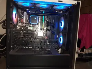 Desktop Computer 8GB AMD Ryzen 5 SSD 512GB