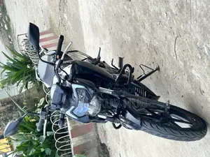 TVS Apache RTR 160 4V 2022 ব্ল্যাক
