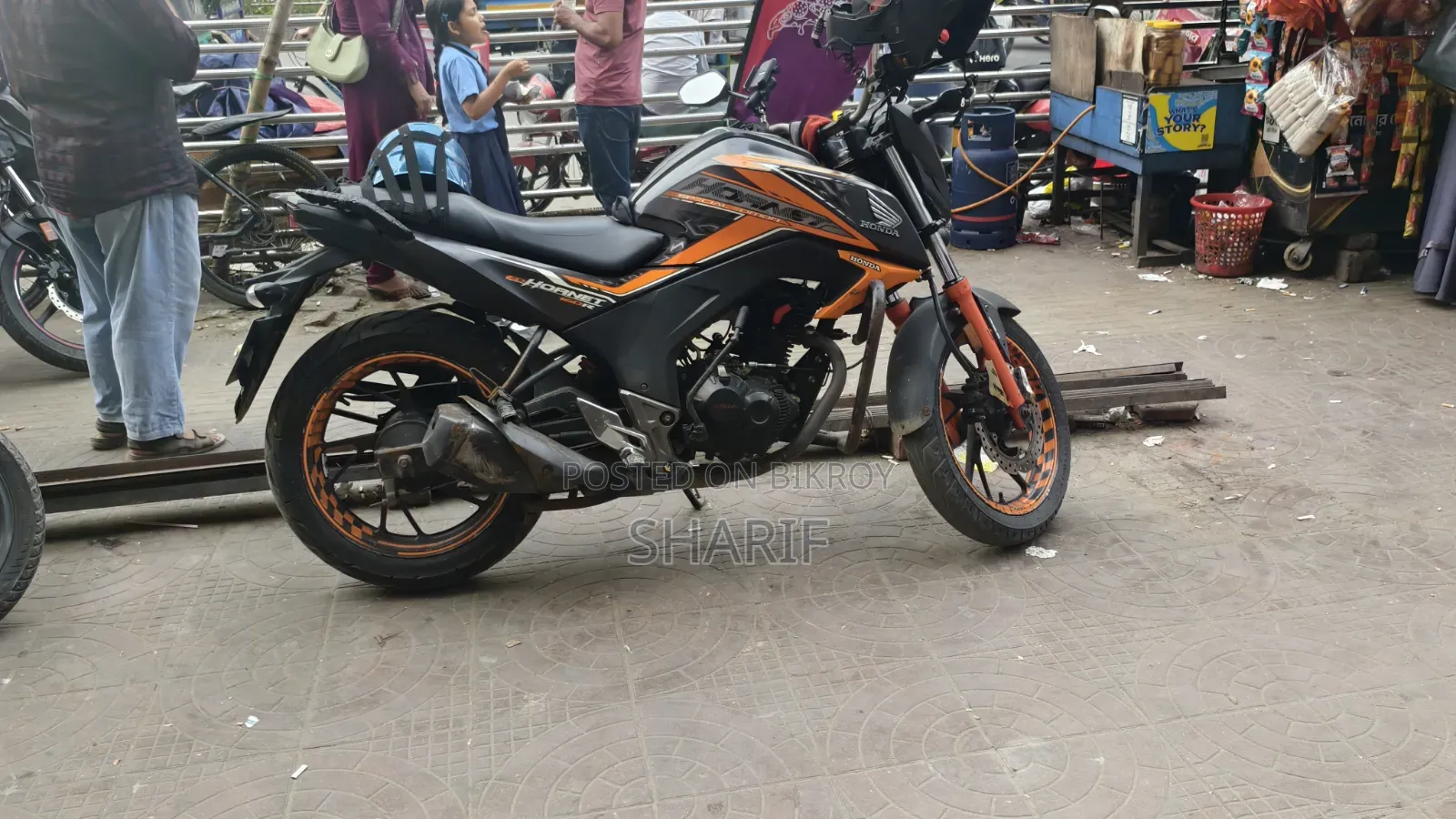 Honda Hornet 2019 Orange