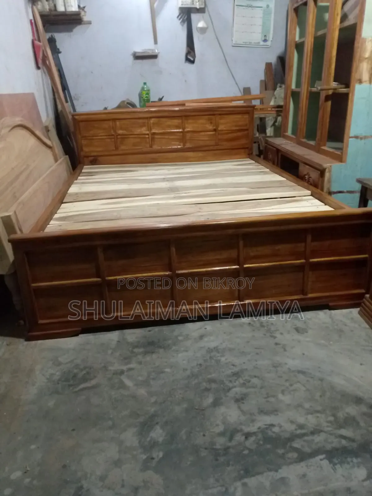 পাবলা ফার্নিচার নতুন একটি খাট