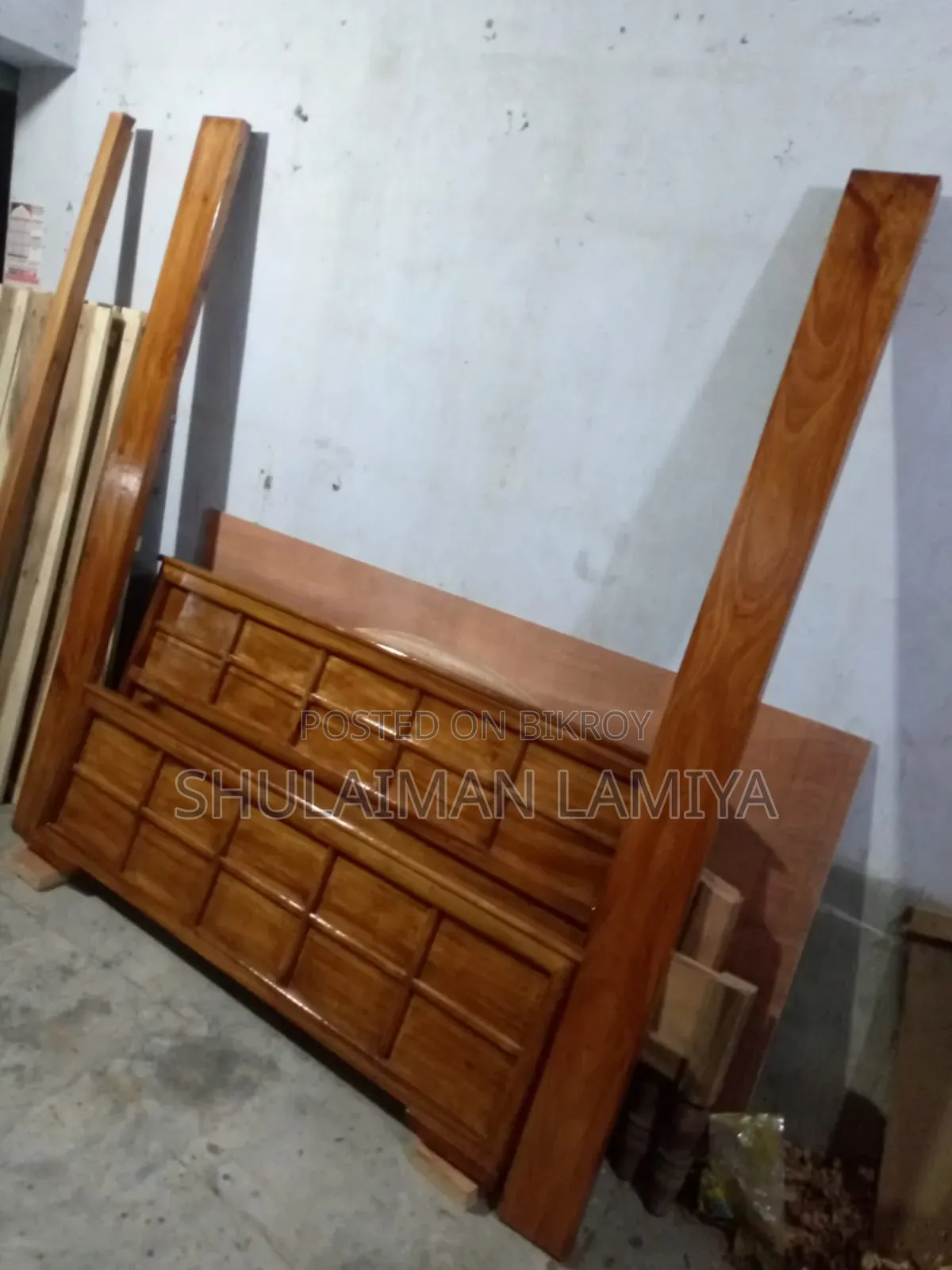 পাবলা ফার্নিচার নতুন একটি খাট