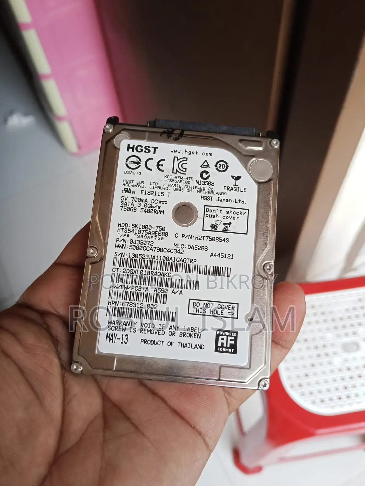 HGST 750GB Laptop Hard Disk