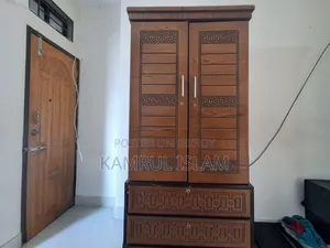 Urgent Sell Almirah