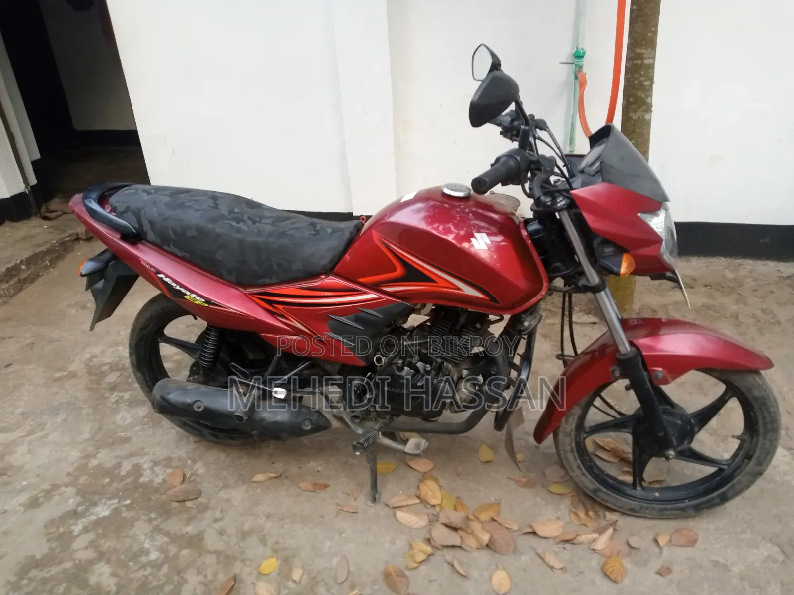 Suzuki Hayate EP 2020 Red