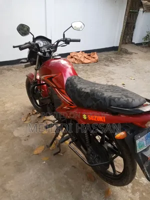 Suzuki Hayate EP 2020 Red