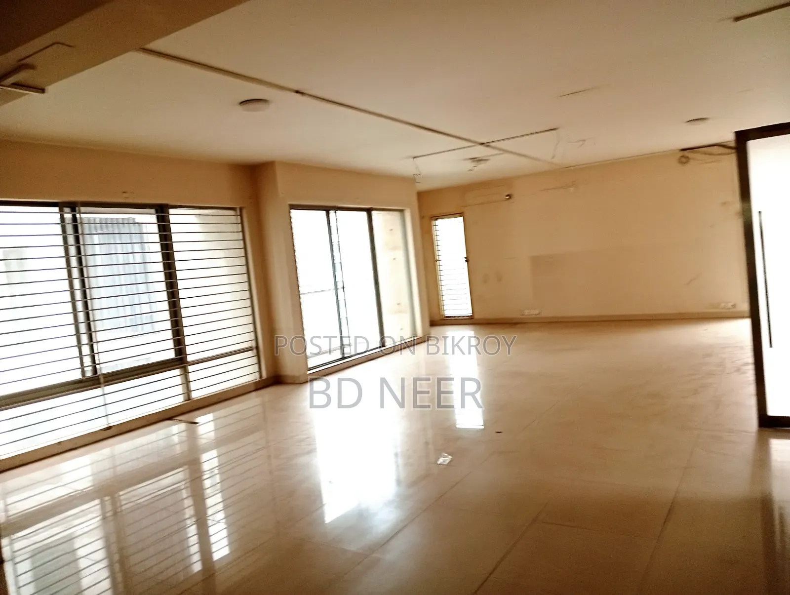 6 Bedroom Apartment in Gulshan for Rent