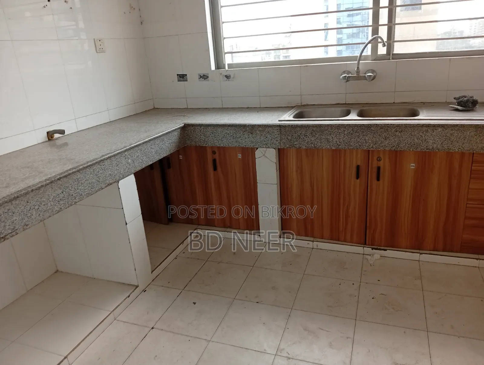 6 Bedroom Apartment in Gulshan for Rent