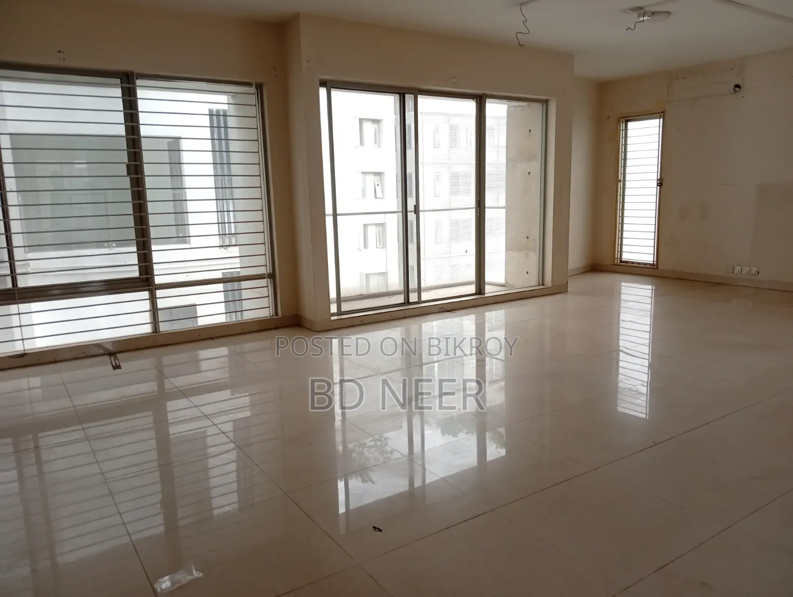 6 Bedroom Apartment in Gulshan for Rent